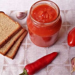 Кетчуп домашний из помидоров, лука и яблок на зиму