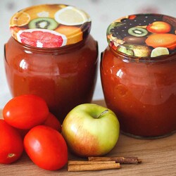 Соус томатный с яблоком и луком на зиму