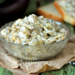 Закуска из баклажанов с шампиньонами в майонезе на зиму