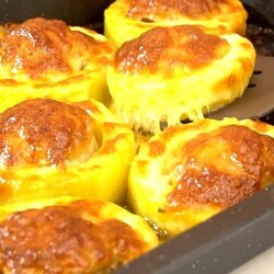 Кабачок фаршированный фаршем и овощами в духовке