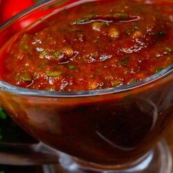 Сацебели по-грузински из томатов болгарского и острого перца с чесноком, зеленью и специями на зиму