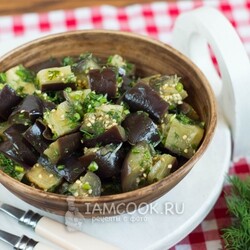 Маринованные баклажаны м болгарским перцем, зеленью и чесноком на зиму