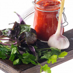 Классическая аджика без масла на зиму