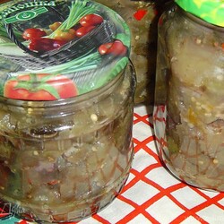 Баклажаны в пюре из болгарского перца и чеснока с уксусом на зиму