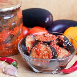 Рецепт закуски из баклажанов на зиму «Огонёк» | Меню недели