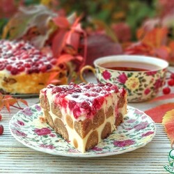 Творожный пирог с печеньем "Клюквенный"