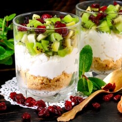 Рецепт порционного чизкейка с киви | Меню недели