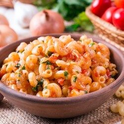 Макароны с томатами, тушенные в сковороде | Меню недели