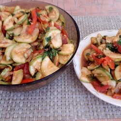 Кабачки по-корейски