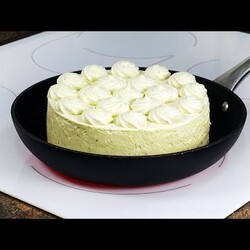 НИКТО НЕ ВЕРИТ, что я готовлю ИХ на обычной сковороде! ТРИ самых вкусных торта БЕЗ ДУХОВКИ!