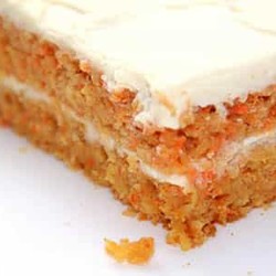 Морковный торт на йогурте - диетический и очень вкусный