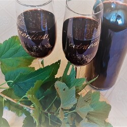 Вино из чёрной смородины