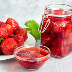 Пятиминутка из клубники рецепт с фото пошагово