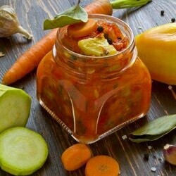 20 очень вкусных салатов из кабачков на зиму