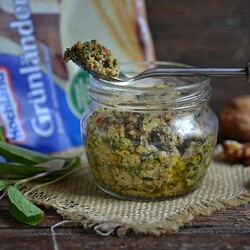 Соус "почти Песто"