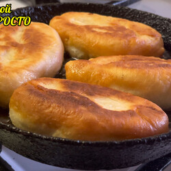 Пирожки с картошкой на сковороде