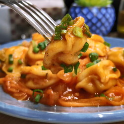 Пельмени в соусе