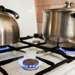 5 минут и чайники с кастрюлями сияют чистотой