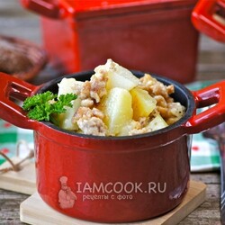 Картошка с фаршем в горшочках — рецепт с фото