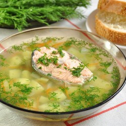 Уха из форели с пшеном