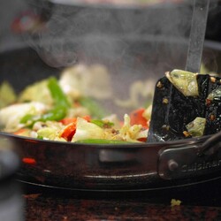 Единственная статья, которую вам стоит прочесть, чтобы тушить овощи ВКУСНО