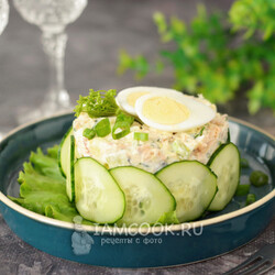 Салат из консервированной горбуши с огурцом — рецепт с фото