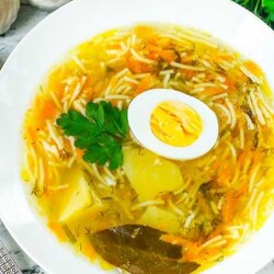 Ароматный Армянский суп с фаршем, вермишелью и яйцом: вкус традиций в каждой ложке