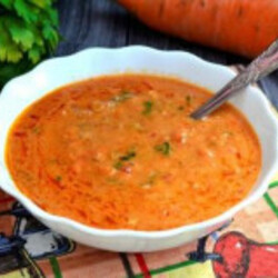 Подлива со сметаной и томатной пастой