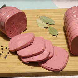 Домашняя колбаса - приготовить ее очень просто. Больше не покупаем в магазине.