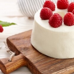 Малиновый чизкейк без выпекания (рецепт) - tv.ua