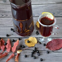 Морс из черноплодной рябины