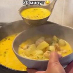 Сырный куриный суп