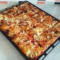 Пицца в духовке _ Кефир, колбаса, грибы