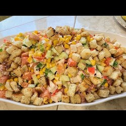 Салат за 7 минут, идеален для любого застолья.