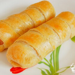 Сосиски в слоеном тесте