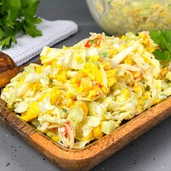 Салат "Неженка" ( с крабовыми палочками от фирмы Снежный барс)