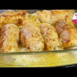 Мясные пальчики с маринованными огурцами и сыром