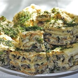 Блинный Наполеон с курицей и грибами, Фазенда