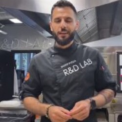 Куриный шницель с сыром в панировке