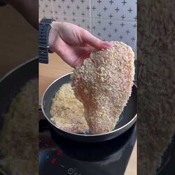 Куриное филе с ананасом и сыром в духовке