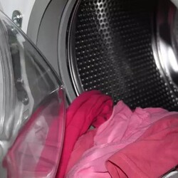 Добавьте в процессе стирки 1 ингредиент – и от пятен не останется и следа: никакого риска испортить ткань