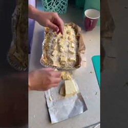 Сочный яблочный пирог «три стакана» без замеса теста .