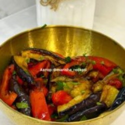 Салат - закуска из баклажанов и перца