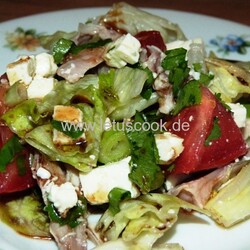 მწვანე სალათი ქათმით - let us cook