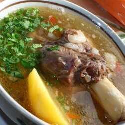 მარტივი და გემრიელი წვნიანი საქონლის ხორცით