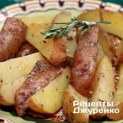 Картошка в духовке запеченная с ароматным розмарином - Рецепты Джуренко
