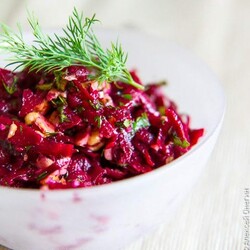 Салат из свежей свёклы - Кулинарные заметки Алексея Онегина