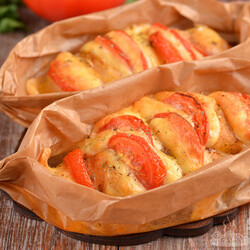 Куриная грудка в пергаментной бумаге в духовке - Совет да Еда