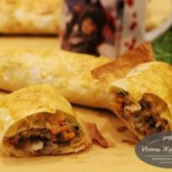 Бухлаваш, хрустящий рулет из лаваша с мясом, сыром, специями, запеченный в духовке