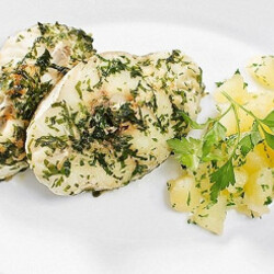 Хек в зеленом чесночном соусе. Видеорецепт